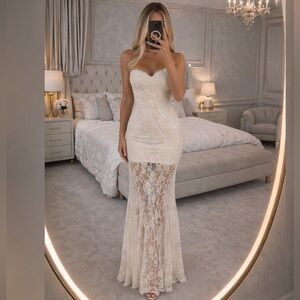 Elegant White Lace Strapless Dress